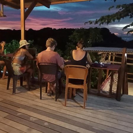 Feby'S Homestay Ekas 外观 照片